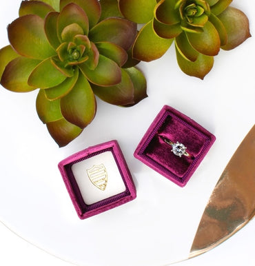 Класически годежен пръстен с диамант 0.90 ct