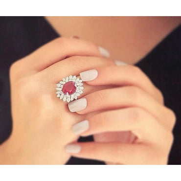 Пръстен с рубин и диаманти 4.70 карата