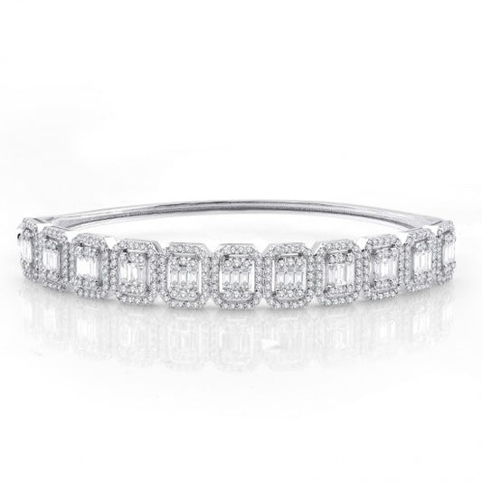 Гривна от бяло злато със диаманти 4.57 каратаа