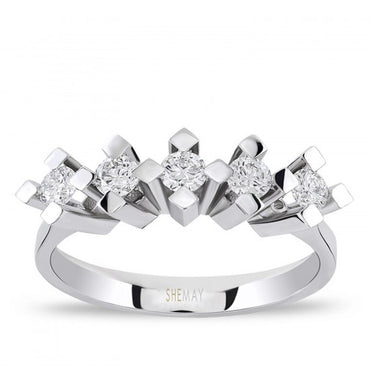 Пръстен от бяло злато с пет Диаманта 0.40карата