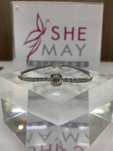 Диамантена гривна бяло злато 0.53 карата