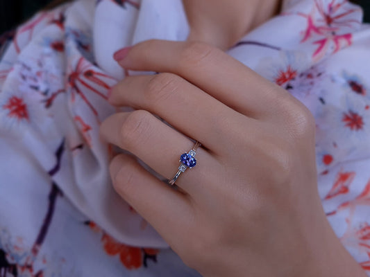 Пръстен с танзанит и диаманти 0.84 карата