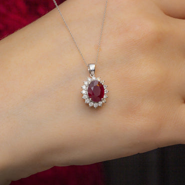 Висулка с Рубин и диамант 2.69 карата
