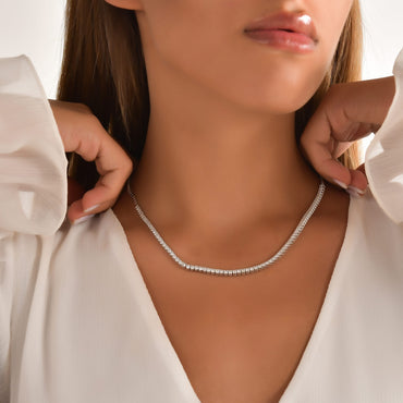 Класическо диамантено колие 3.80 карата