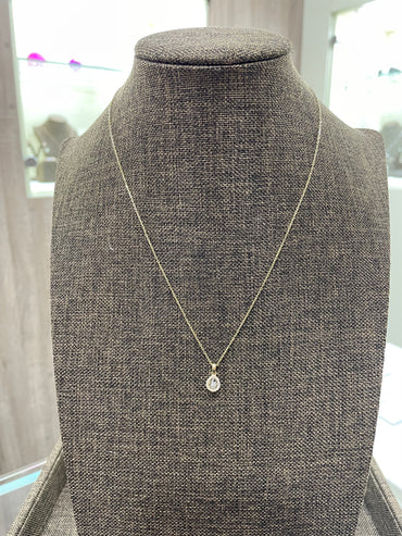 Висулка жълто злато с диаманти 0.11 карата