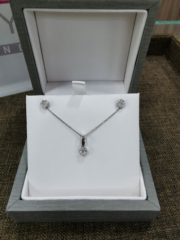 Висулка с диаманти 0.13 карата