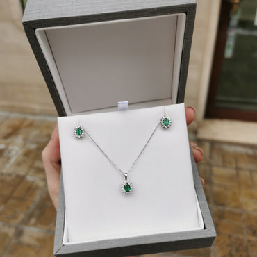 Обеци със смарагди и диаманти 0.67 карата