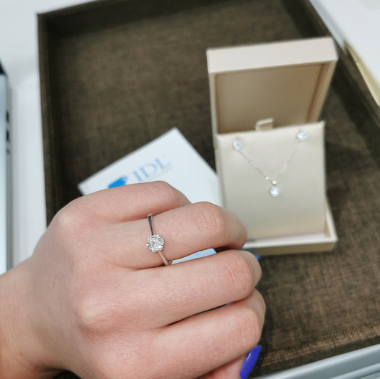 Диамантен пръстен бяло злато 0.23 карата