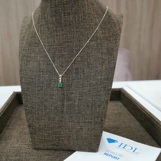 Висулка със Смарагд и диаманти 0.44 карата