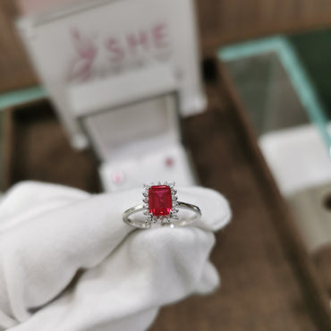 Комплект с Рубини и Диаманти 5.32 карата