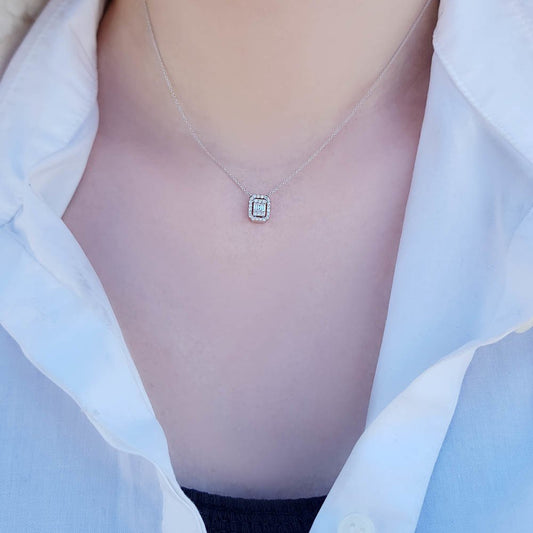 Диамантена висулка бяло злато 0.22 карата