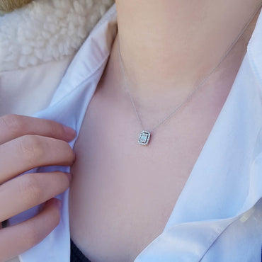 Диамантена висулка бяло злато 0.22 карата