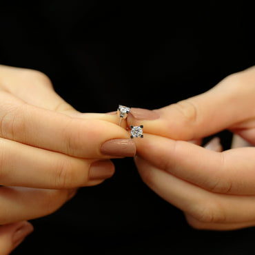 Класически диамантени обеци 0.62 карата