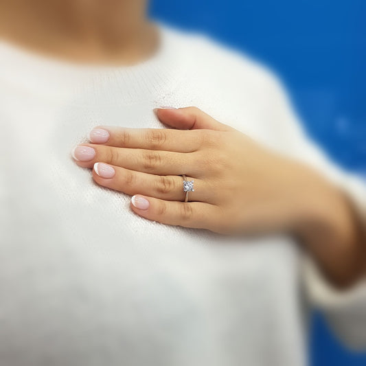 Пръстен с диамант 1.02 карата HRD