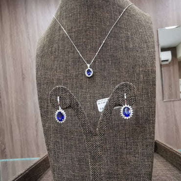 Сет със сапфири и диаманти 7.99 карата