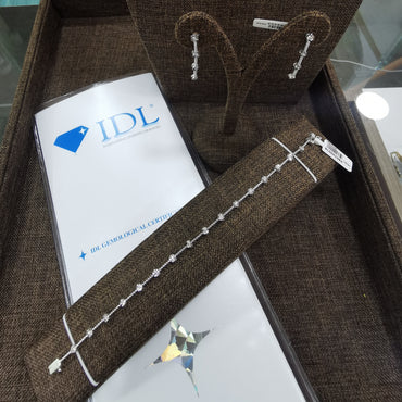 Комплект бяло злато с диаманти 0.79 карата