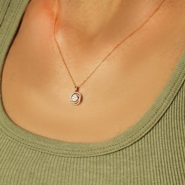 Висулка с диаманти жълто злато 0.30 карата