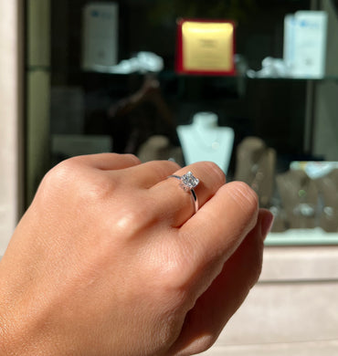 Диамантен пръстен бяло злато 0.23 карата