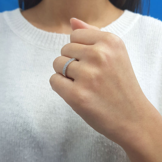 Халка бяло злато с диаманти 0.25 карата