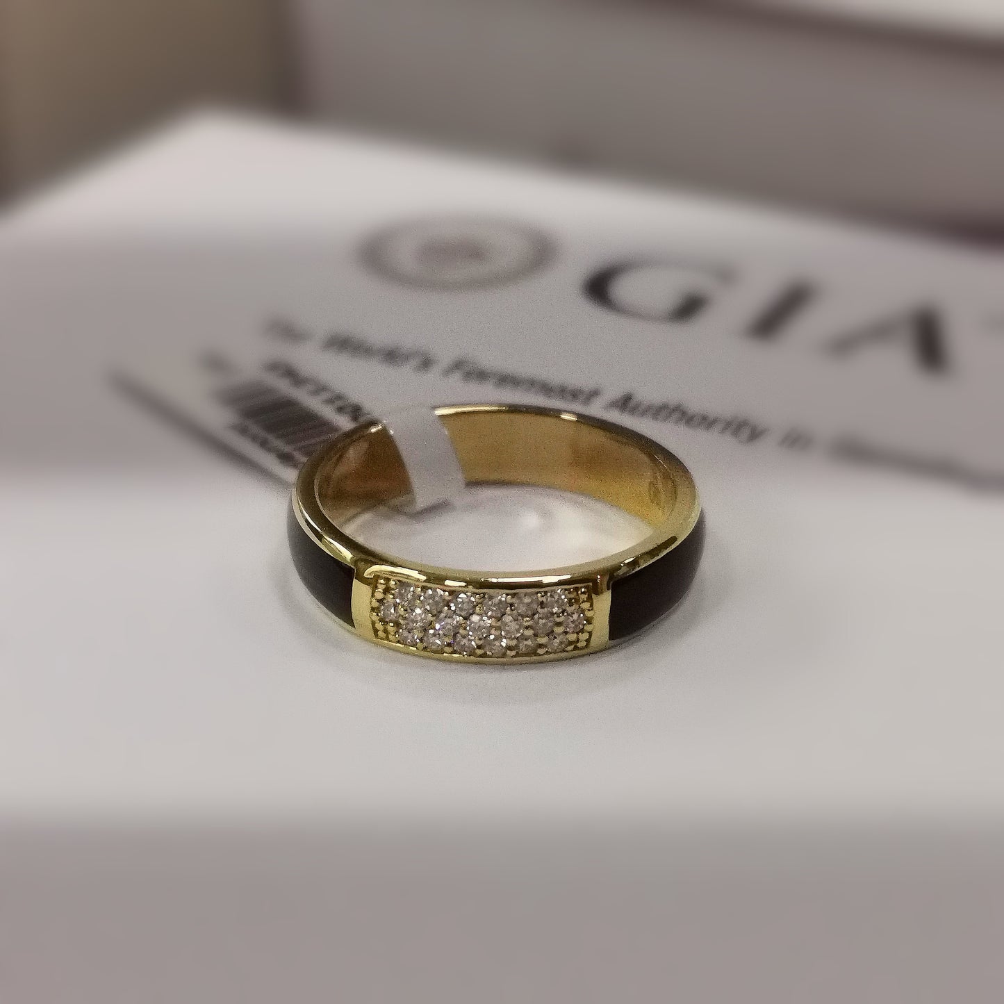 Пръстен от жълто злато с Диаманти и цветен емайл 0.17 карата