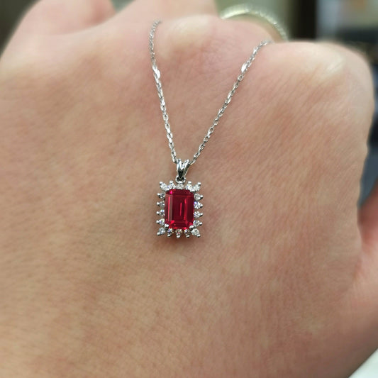 Висулка с диаманти и Рубин 1.32 карата