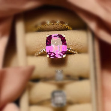 Диамантен пръстен с розов сапфир