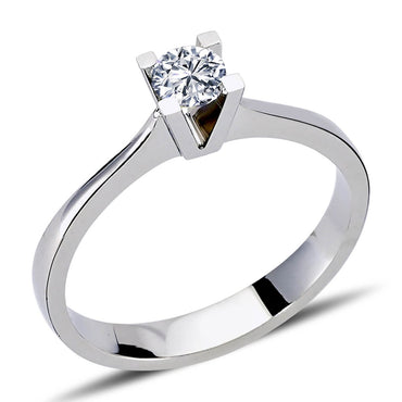 Дамски пръстен бяло злато с диамант. Един от най-класическите модели годежни пръстени с един диамант 0.10 карата