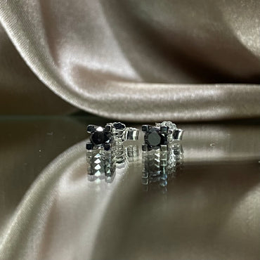 Обеци с Черни диаманти 0.32 карата