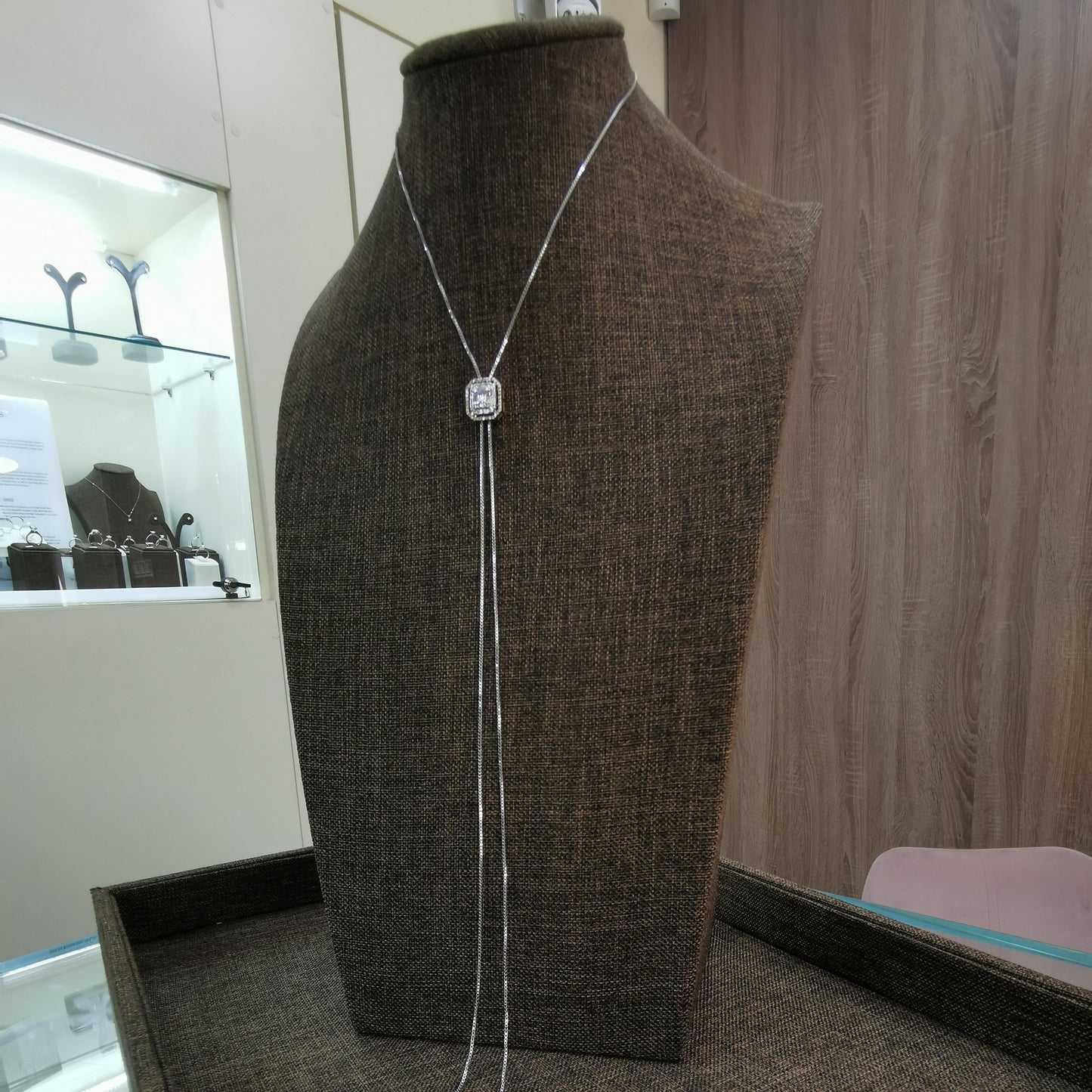 Колие от бяло и розово злато с диаманти 0.88 карата