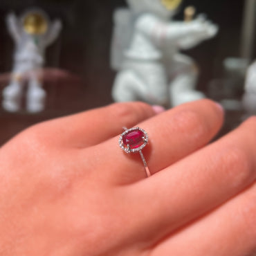 Диамантен пръстен с рубин