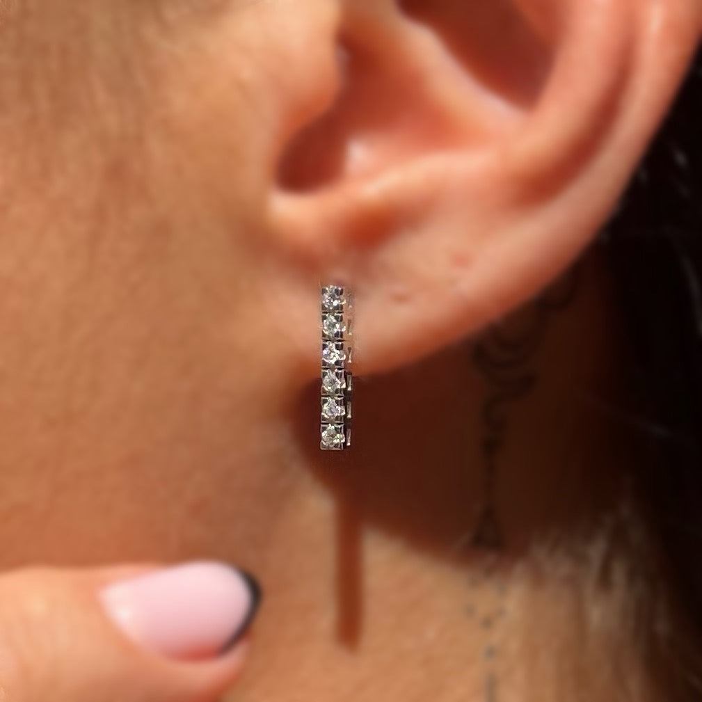 Висящи обеци от бяло злато с диаманти