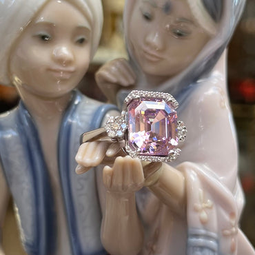 Диамантена пръстен с розов сапфир LIMITED EDITION Bahrain Diamond Exhibition 10.09 карата