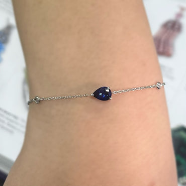 Сапфирена гривна с диаманти, изработена от бяло злато