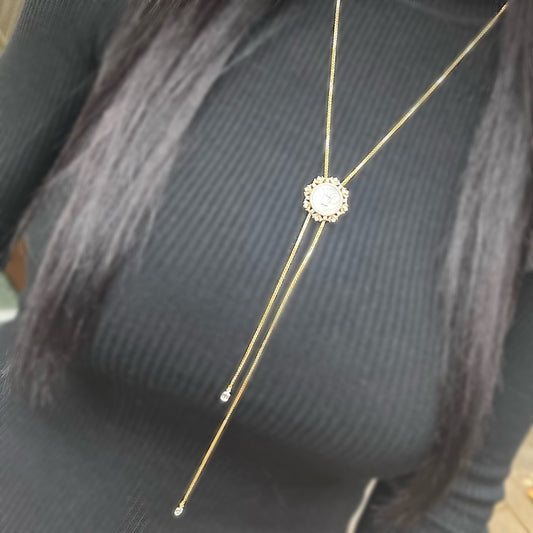 Колие от жълто злато със седеф и диаманти 4.11 карата