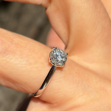Пръстен с инвестиционен диамант 1.01 карата