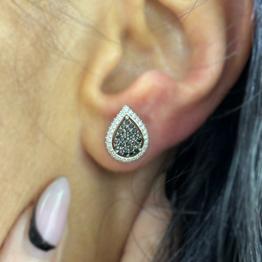 Капковидни обеци от бяло злато с черни и бели диаманти 1.00 карат