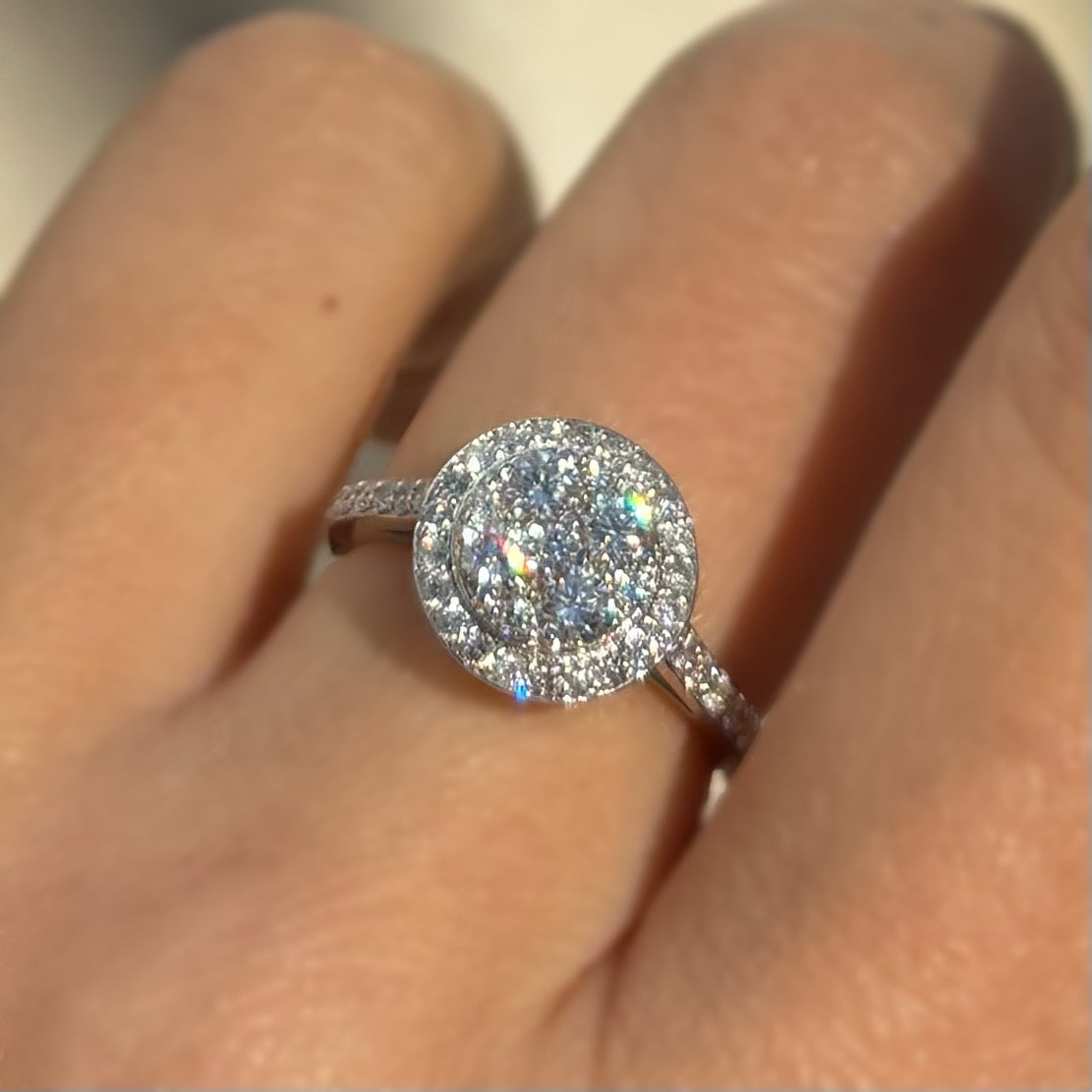 Диамантен пръстен от бяло злато 0.94 карата