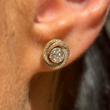 Обеци жълто злато с диаманти 0.58 карата