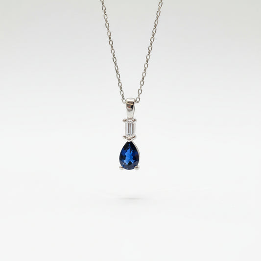 Диамантено колие за жена с вкус към нежните златни колиета бяло злато със сапфир и диаманти