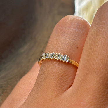 Дамски пръстен от жълто злато с диаманти 0.21 карата