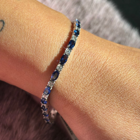 Дамска гривна със сапфири и диаманти 2.49 карата