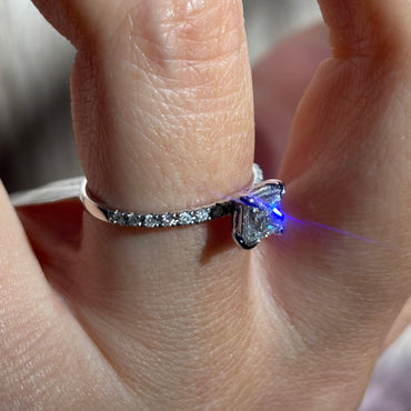 Пръстен бяло злато с Диаманти 0.80 карата