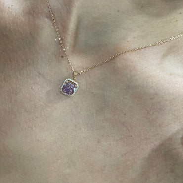 Дамско колие от розово злато с розов сапфир и диаманти 1.40 карата