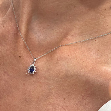 Висулка с диаманти и сапфир 0,67 карата