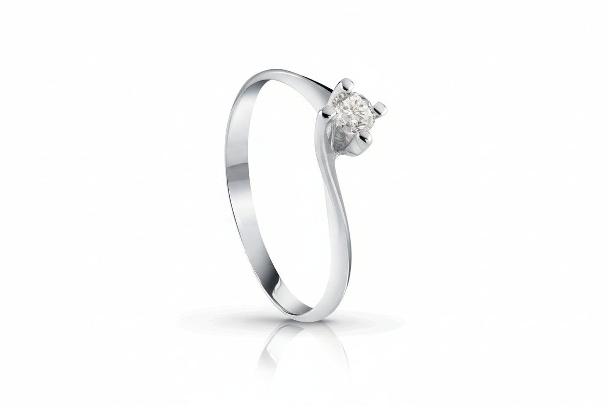 Годежен пръстен от бяло злато с диамант