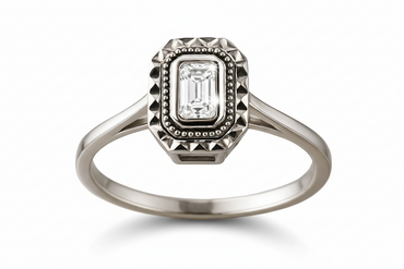 Пръстен от бяло злато с диаманти 0.04 карата