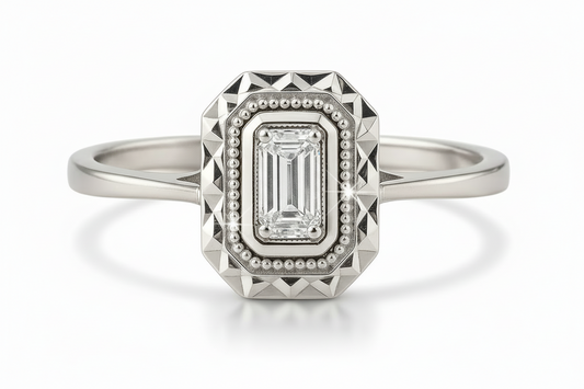 Пръстен от бяло злато с диаманти 0.04 карата