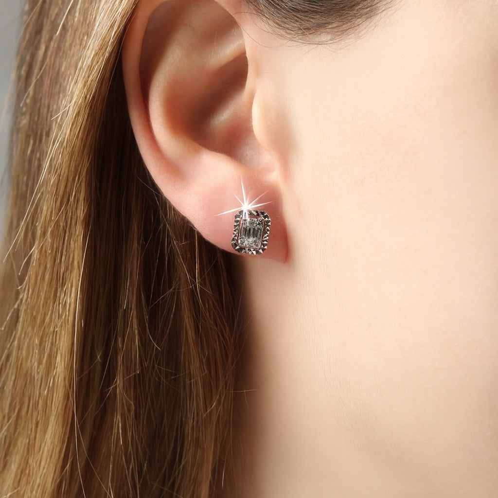 Обеци от бяло злато с диаманти 0.38 карата