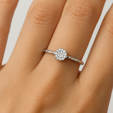 Women's ring white gold with diamonds 0.10