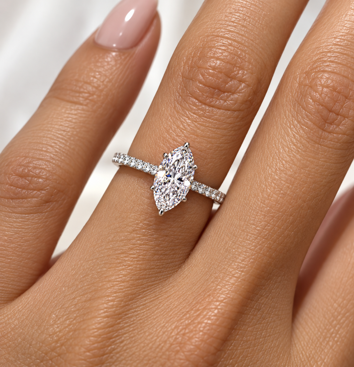 Диамантен пръстен с 1.06к. Marquise Cut